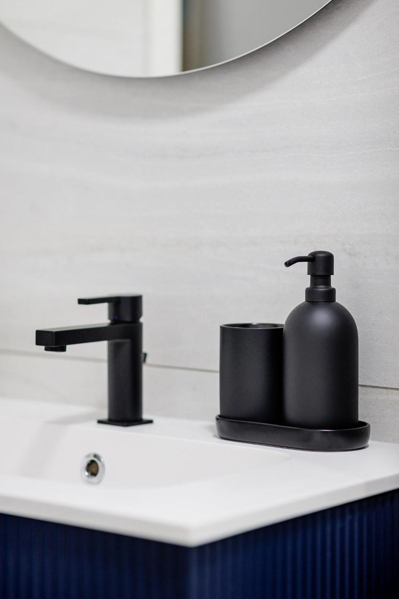 The Corner Luxe Apartment 부쿠레슈티 외부 사진