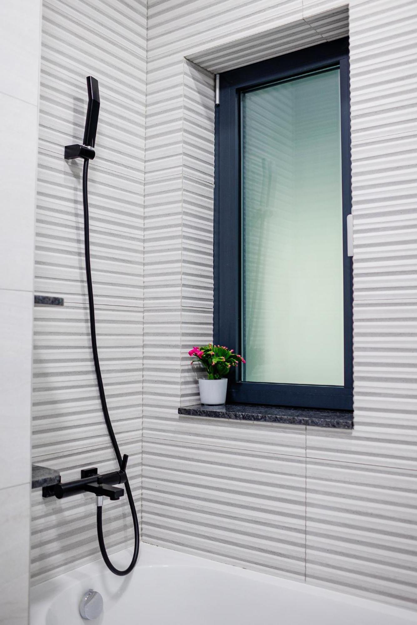 The Corner Luxe Apartment 부쿠레슈티 외부 사진